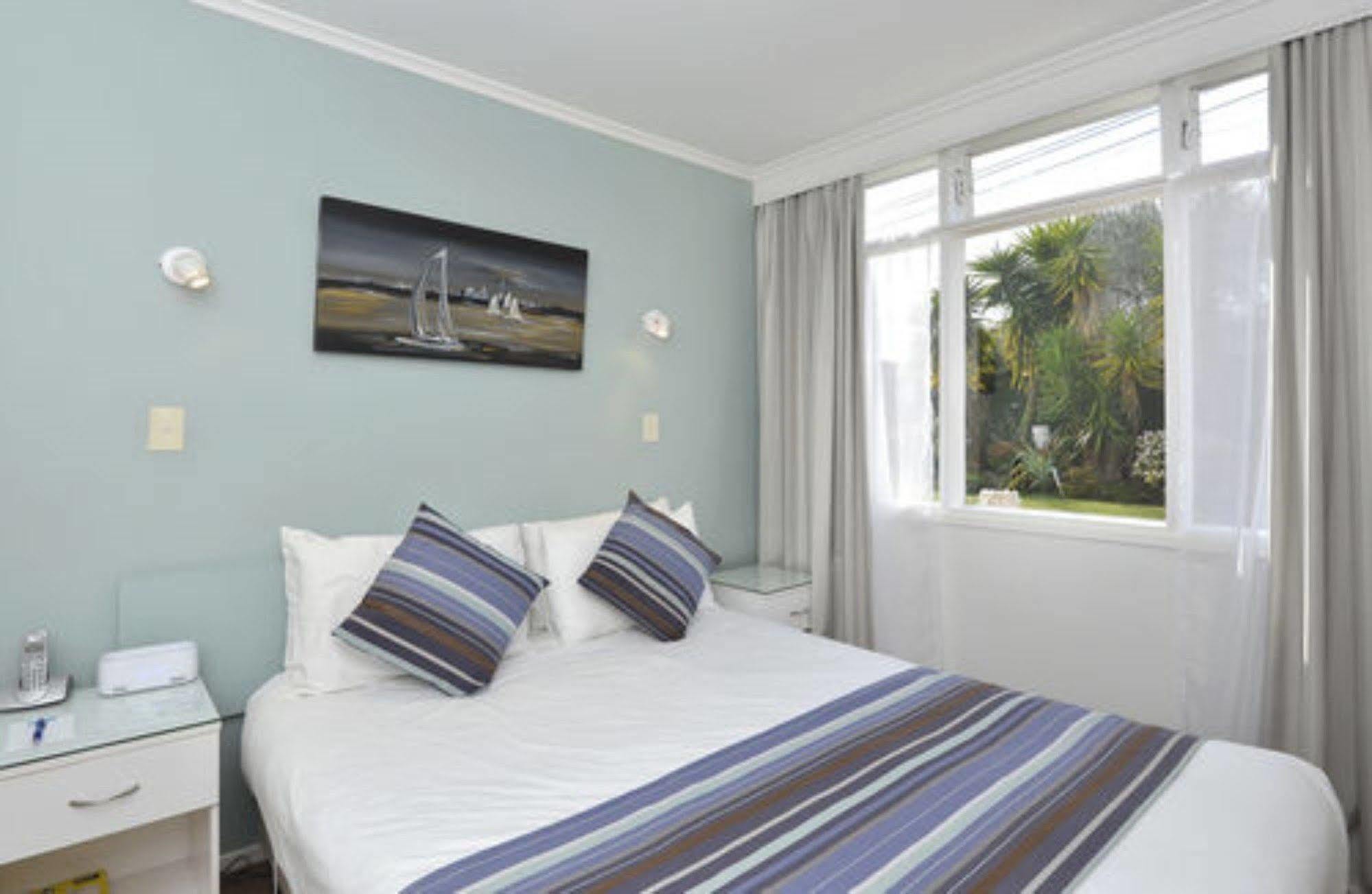 Aarangi Motel