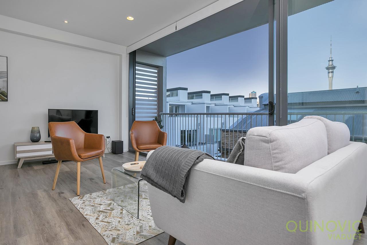 Qv Edge Chic Apartment- 1032