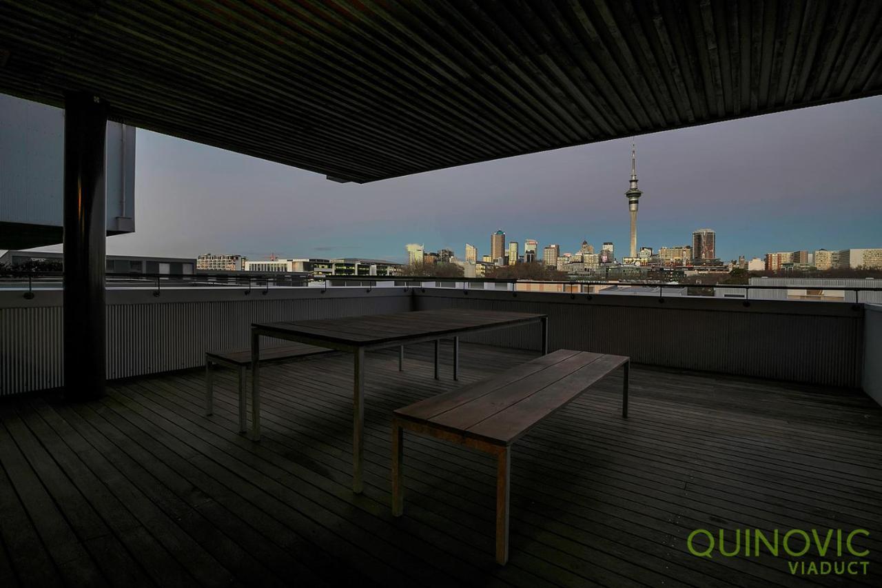 Qv Edge Chic Apartment- 1032 *