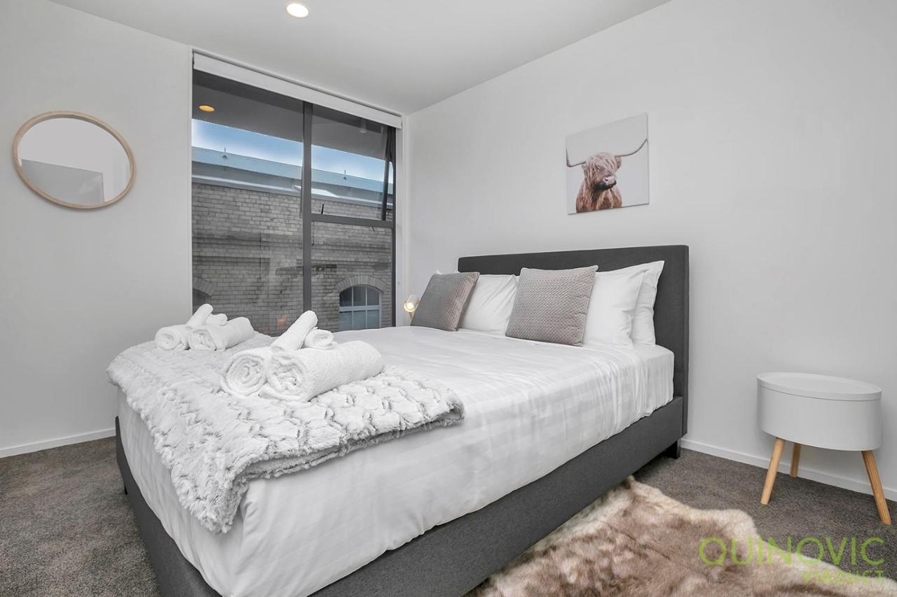 Qv Edge Chic Apartment- 1032 Apartment *