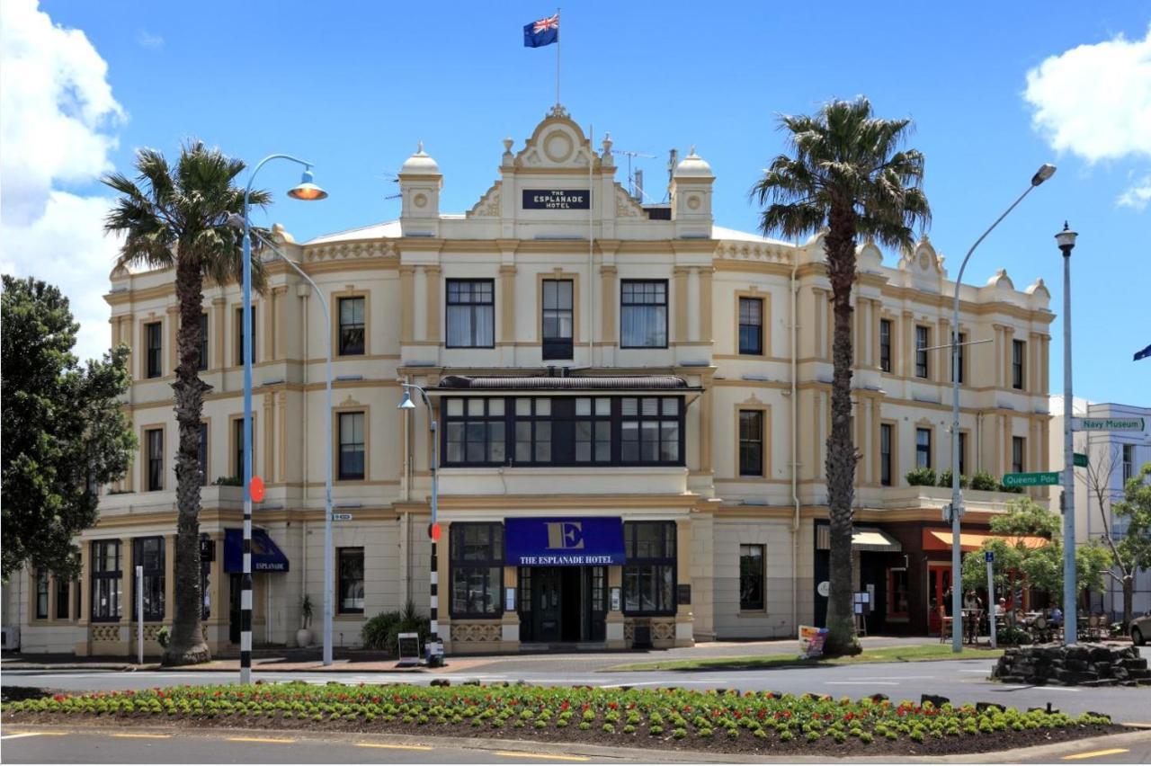 The Esplanade 4*