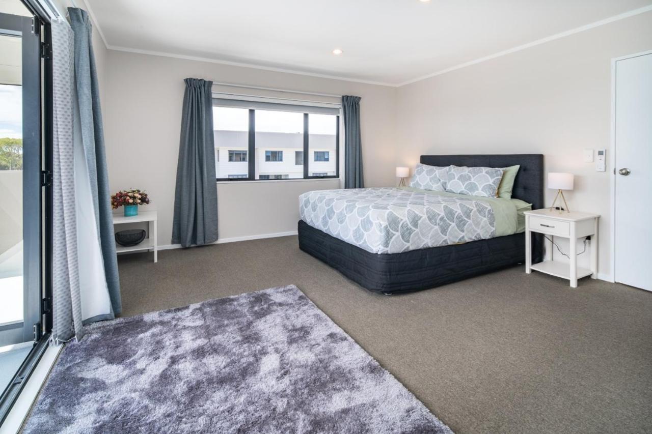 Central Manukau Escape Apartment *