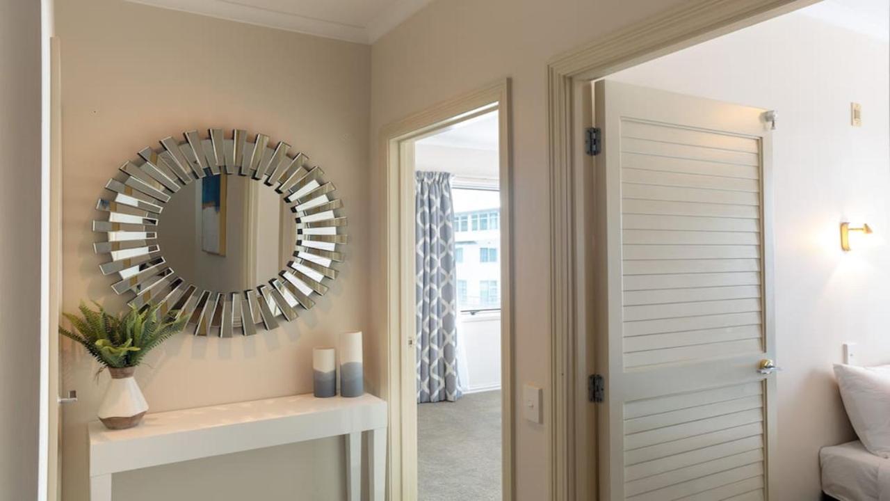 Princes Wharf's Truly Stunning North-west Loft Apartment Auckland
