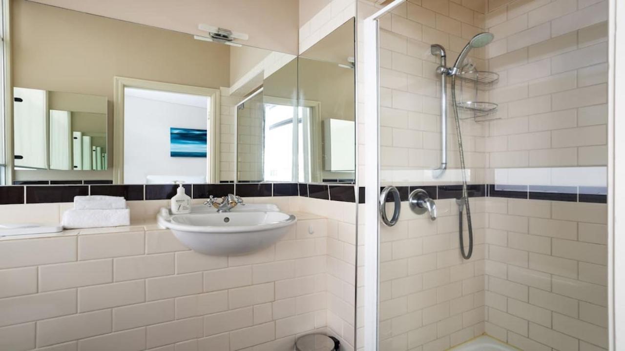 Princes Wharf's Truly Stunning North-west Loft Apartment Auckland