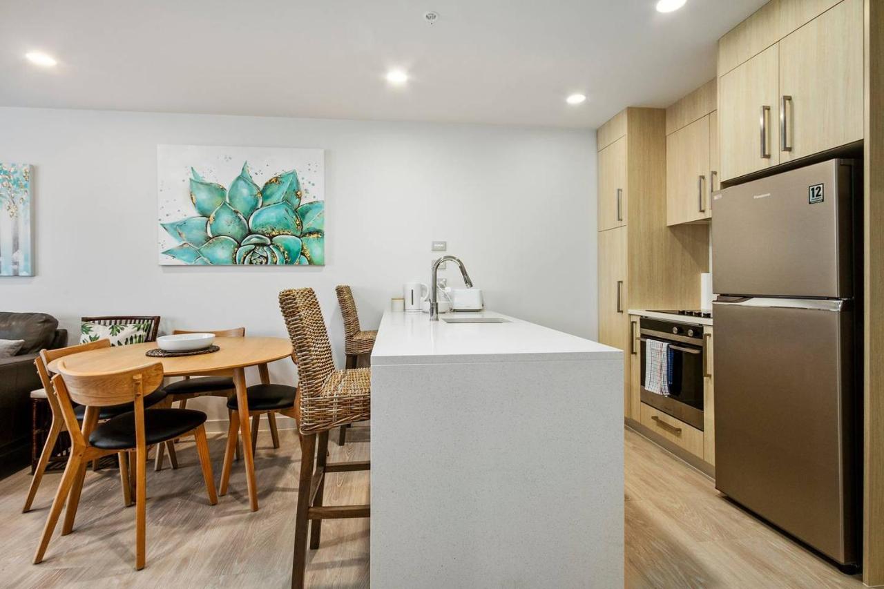 Apartment Sky Tower On Your Doorstep! Modern Two Bedroom