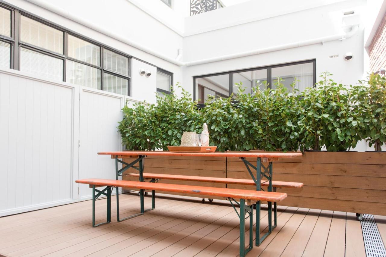 Anzac North Loft - 4 Bedrooms & 2 Free Car Parks Apartment *