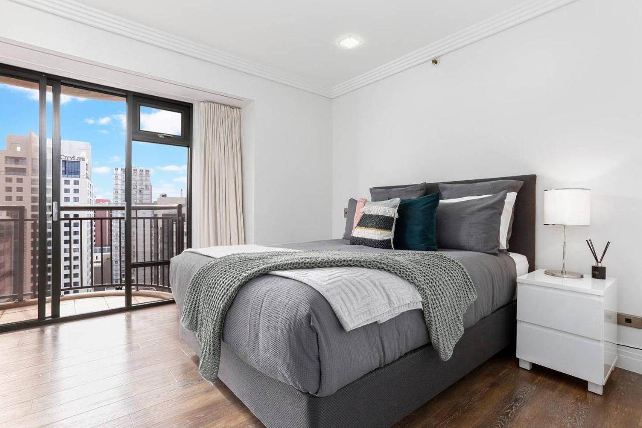 Modern Luxury With Breathtaking City Views Auckland