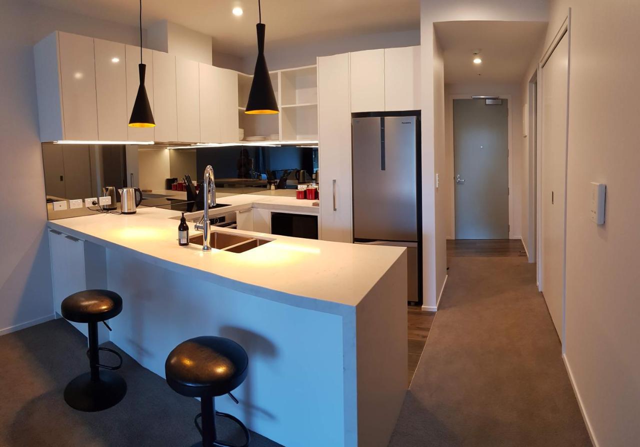 Luxury Miro @ Mt. Eden Apartment *