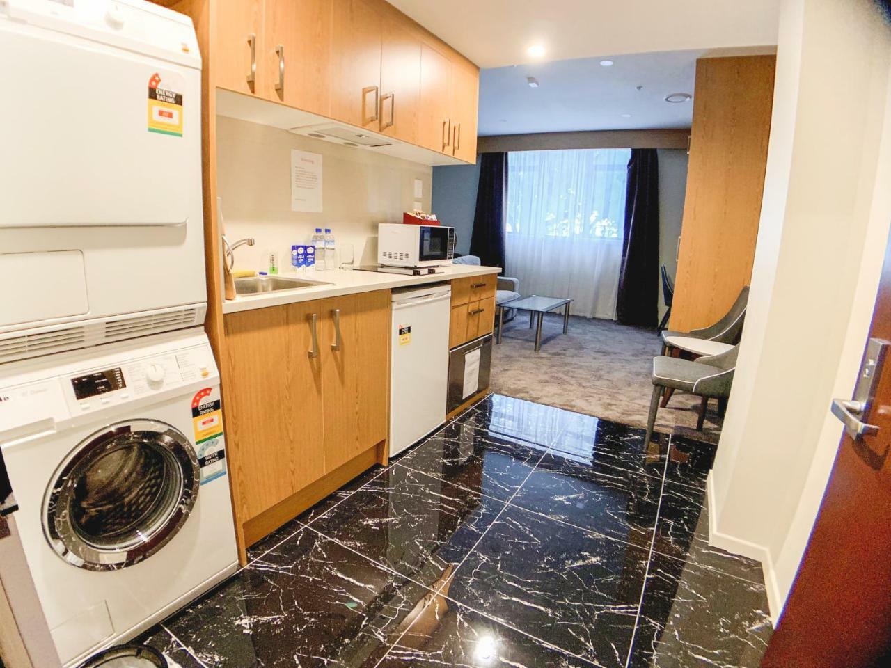 Goodview Apartment *