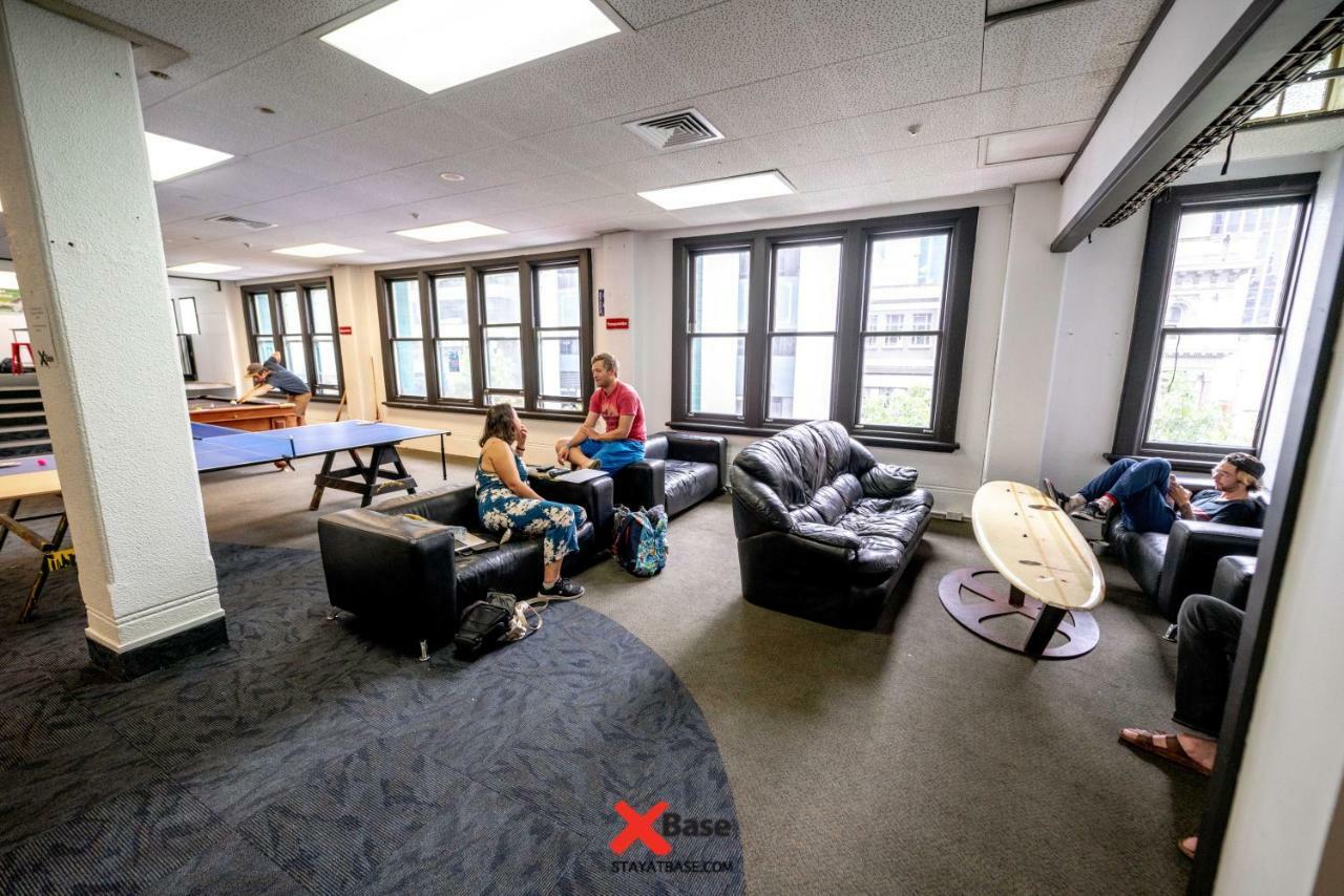 Hostel Base