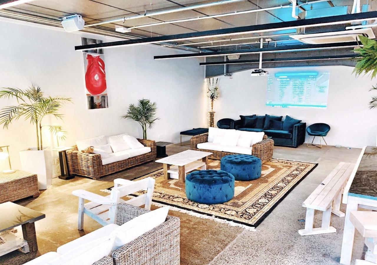 Tmacs Hostel *