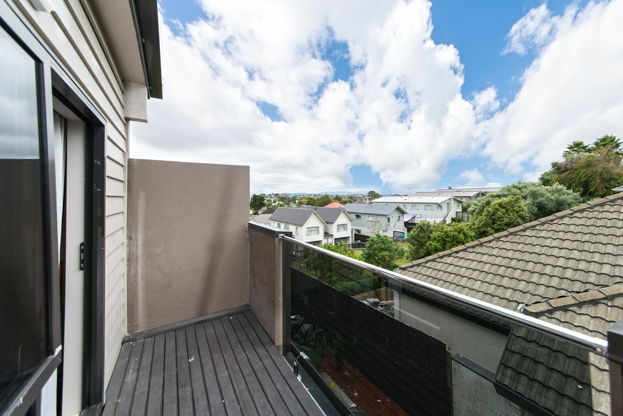 Bliss 3* Auckland