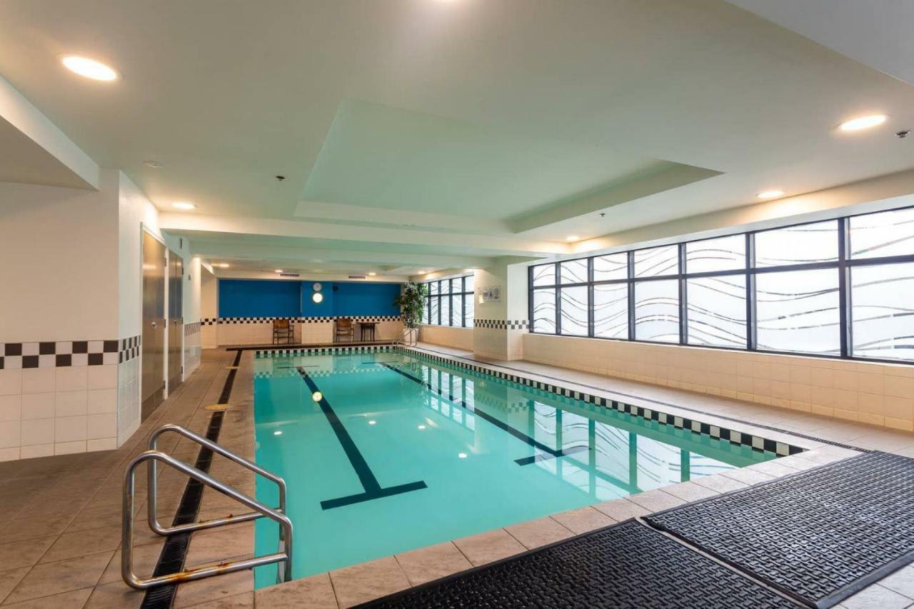 Urban With Gym And Pool *