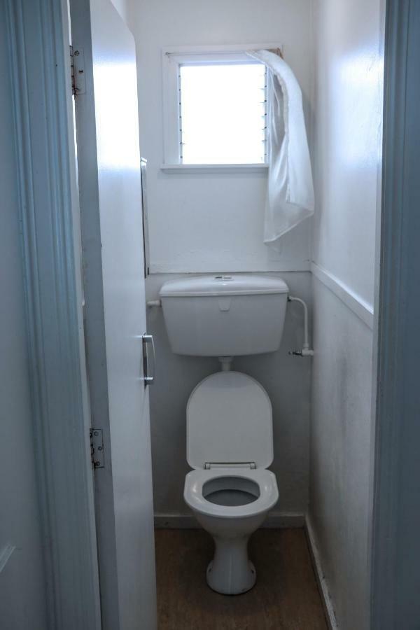Lantana Hostel *
