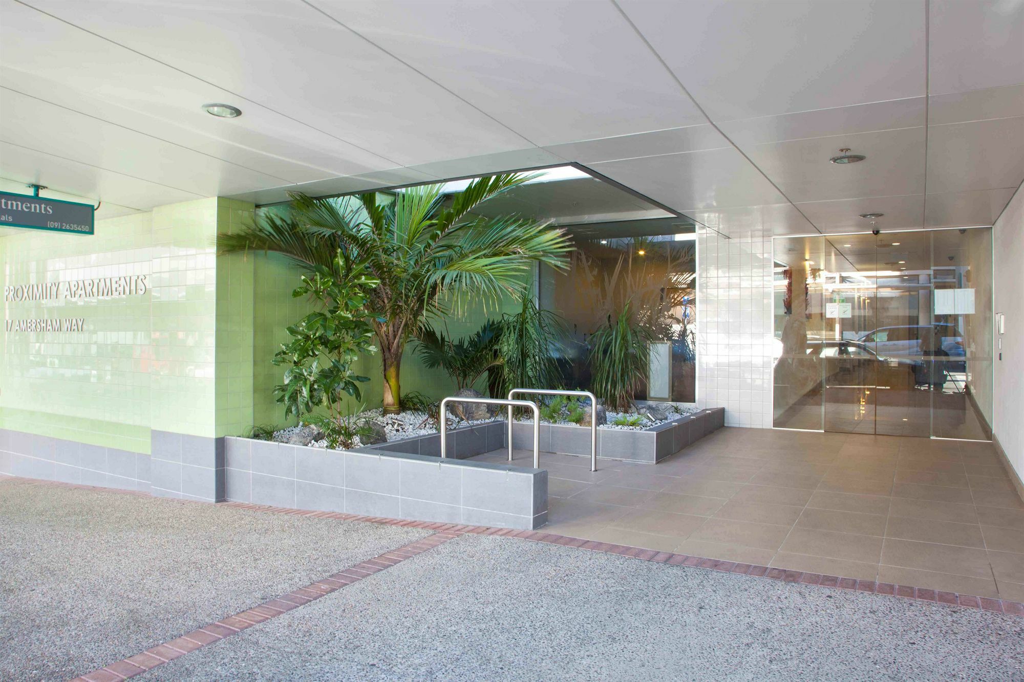 Proximity Manukau / Airport 4*