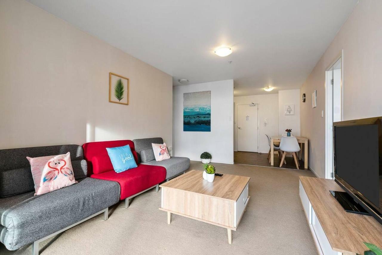 Wonderful In Quiet Cbd Neighbourhood!
