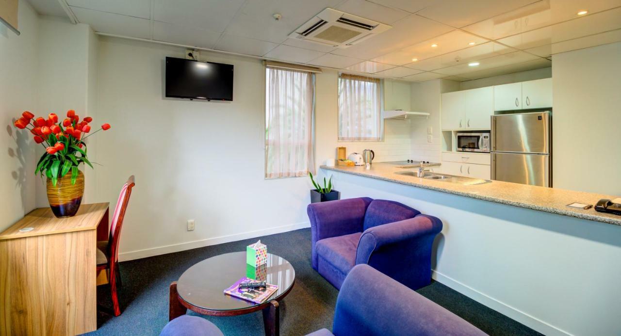 Hotel Ascotia Off Queen 3*