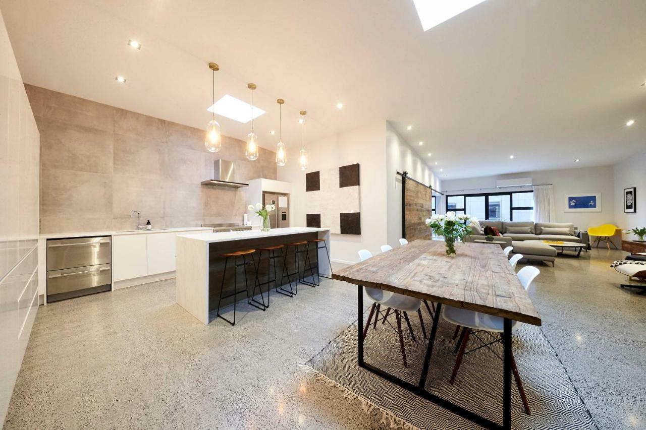 Sale Street Loft *