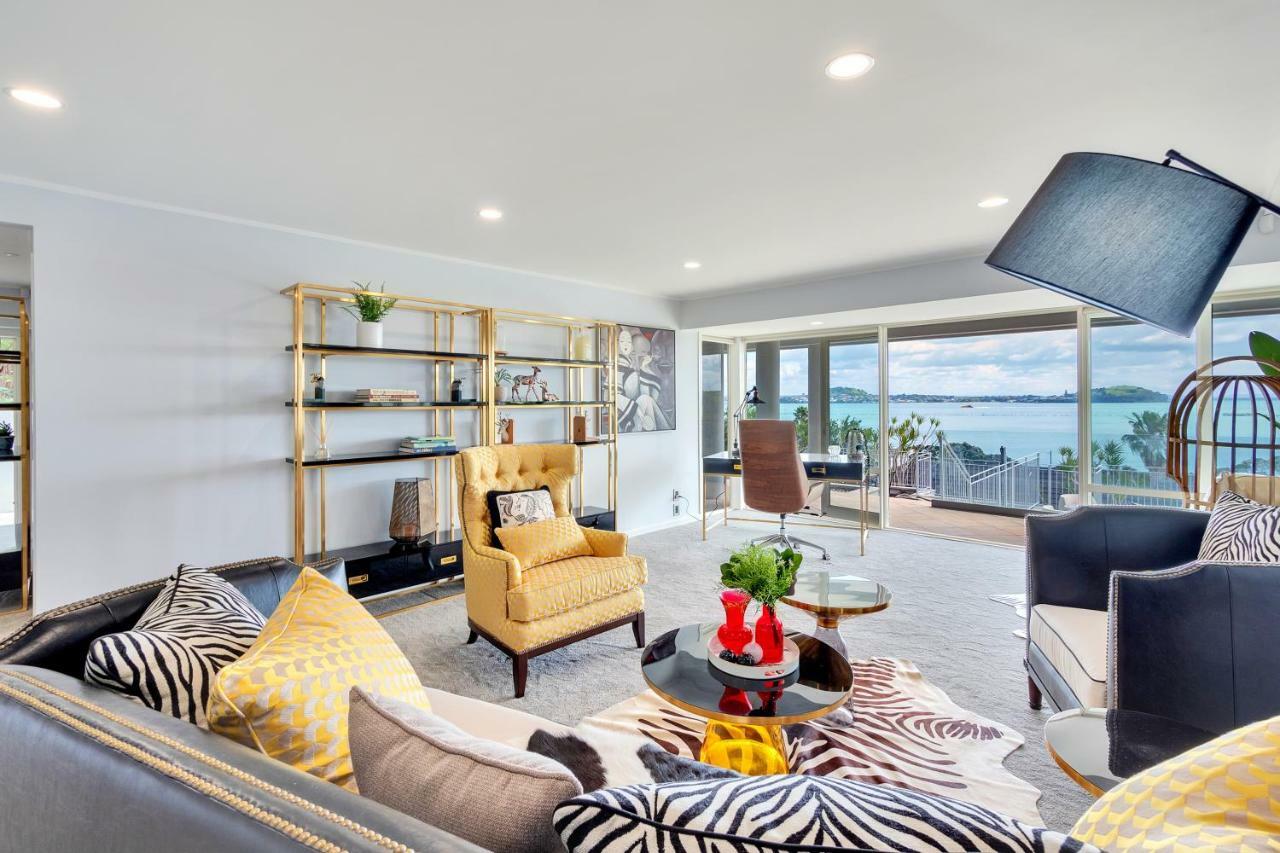Villa Orakei Grandeur Mansion With Sea Views & Pool