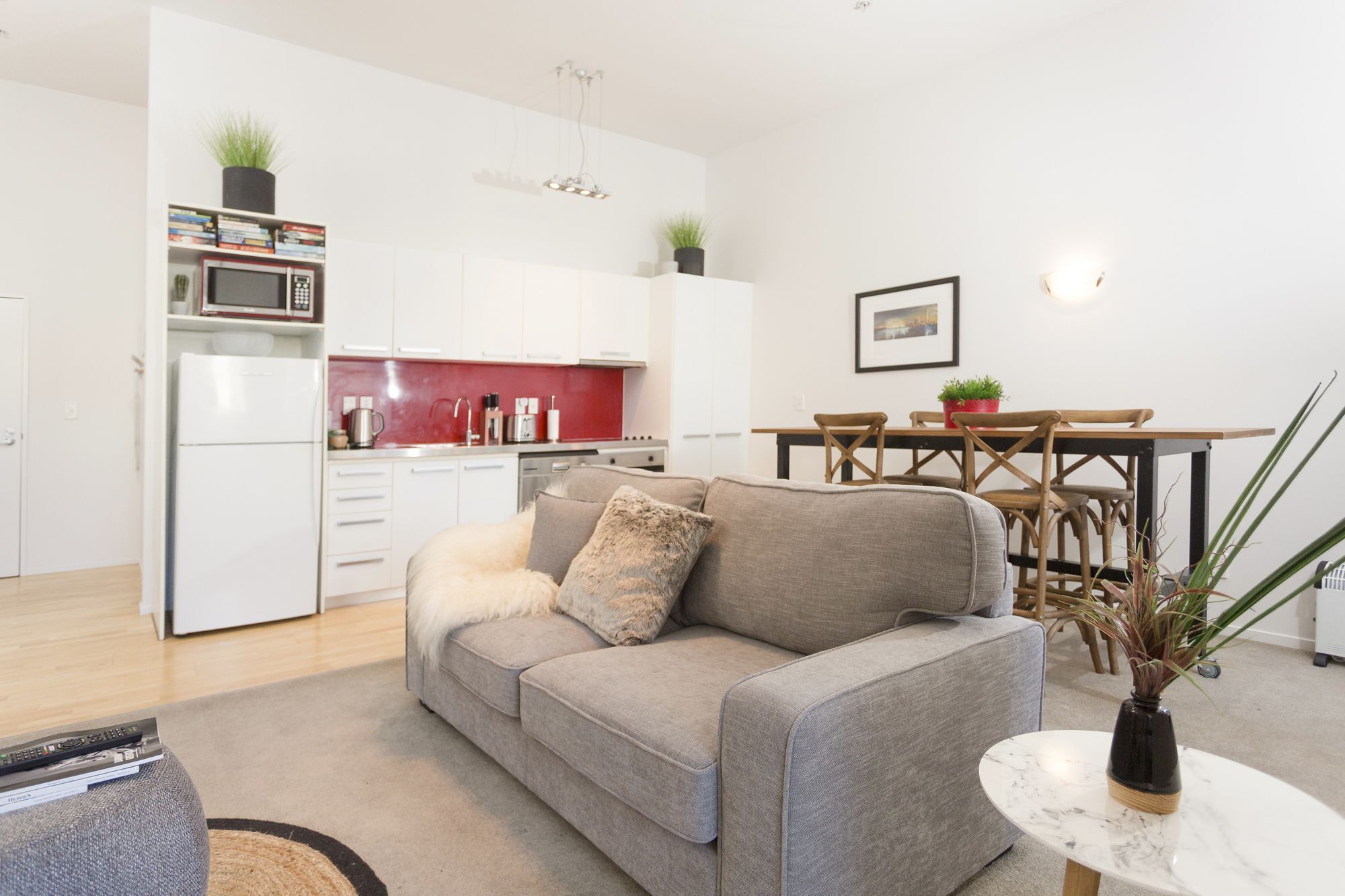 Towny Floor Tranquility Apartment *