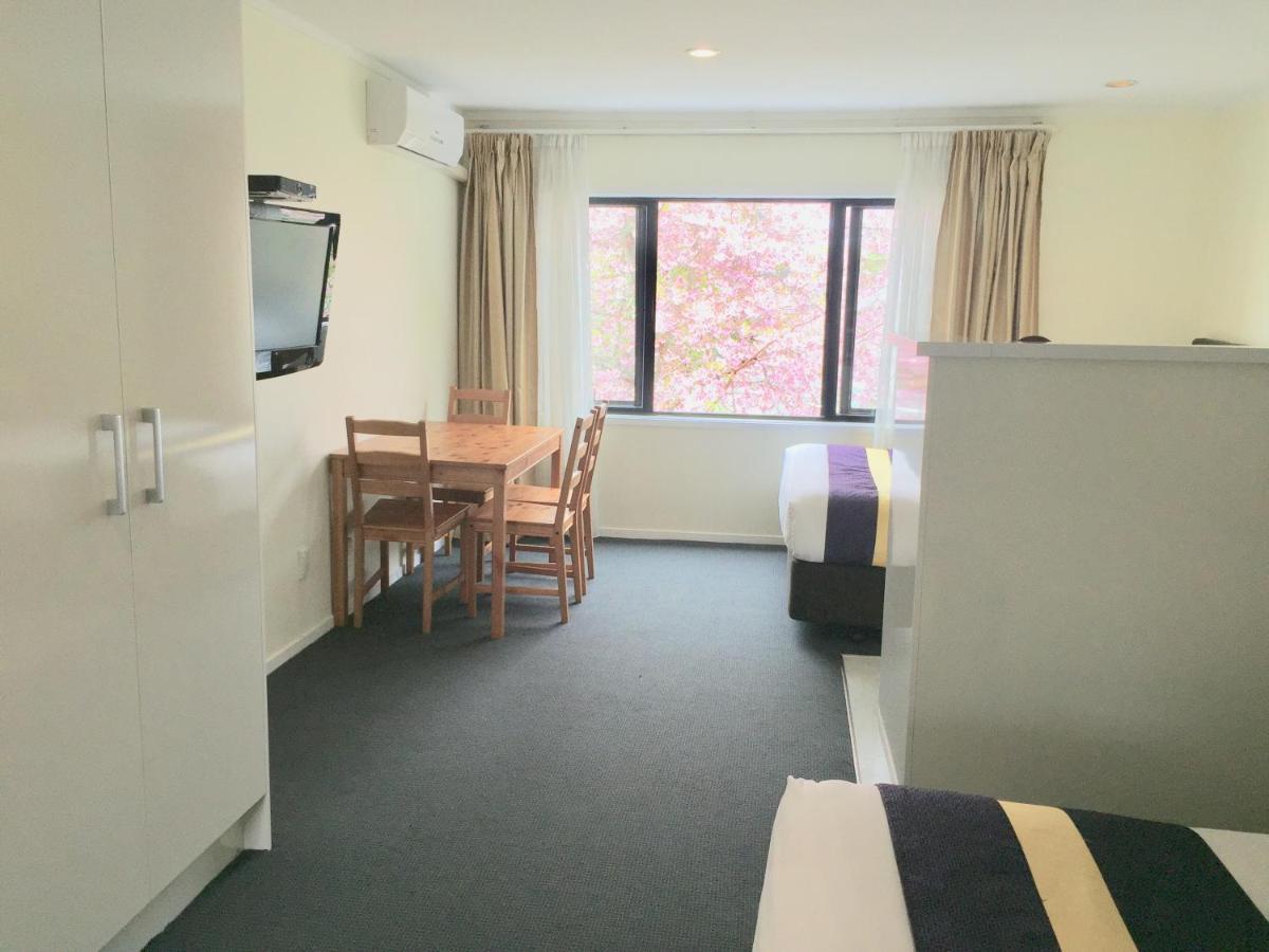 Motel Royal Park 4*