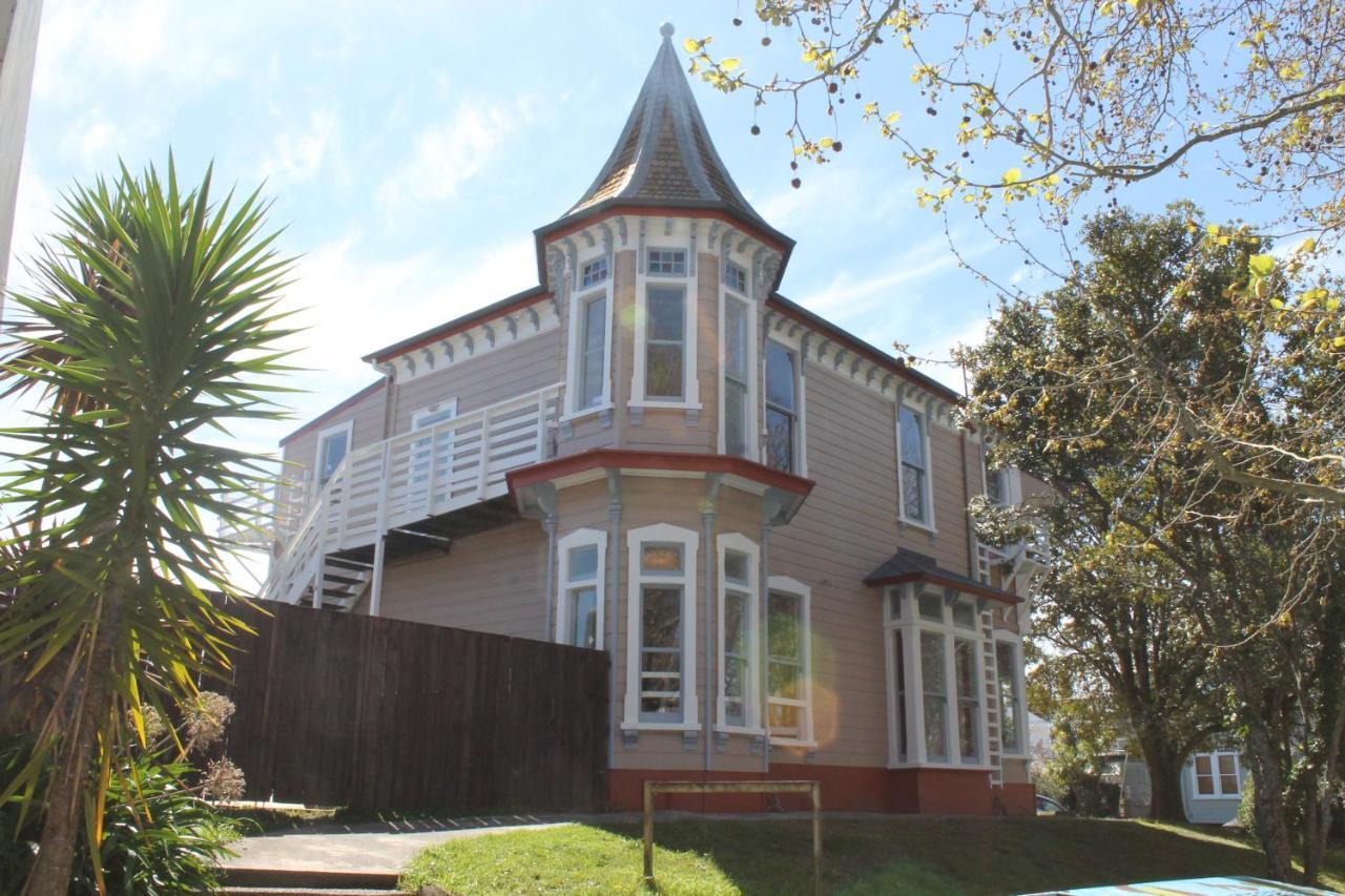 Haka Ponsonby Hostel *
