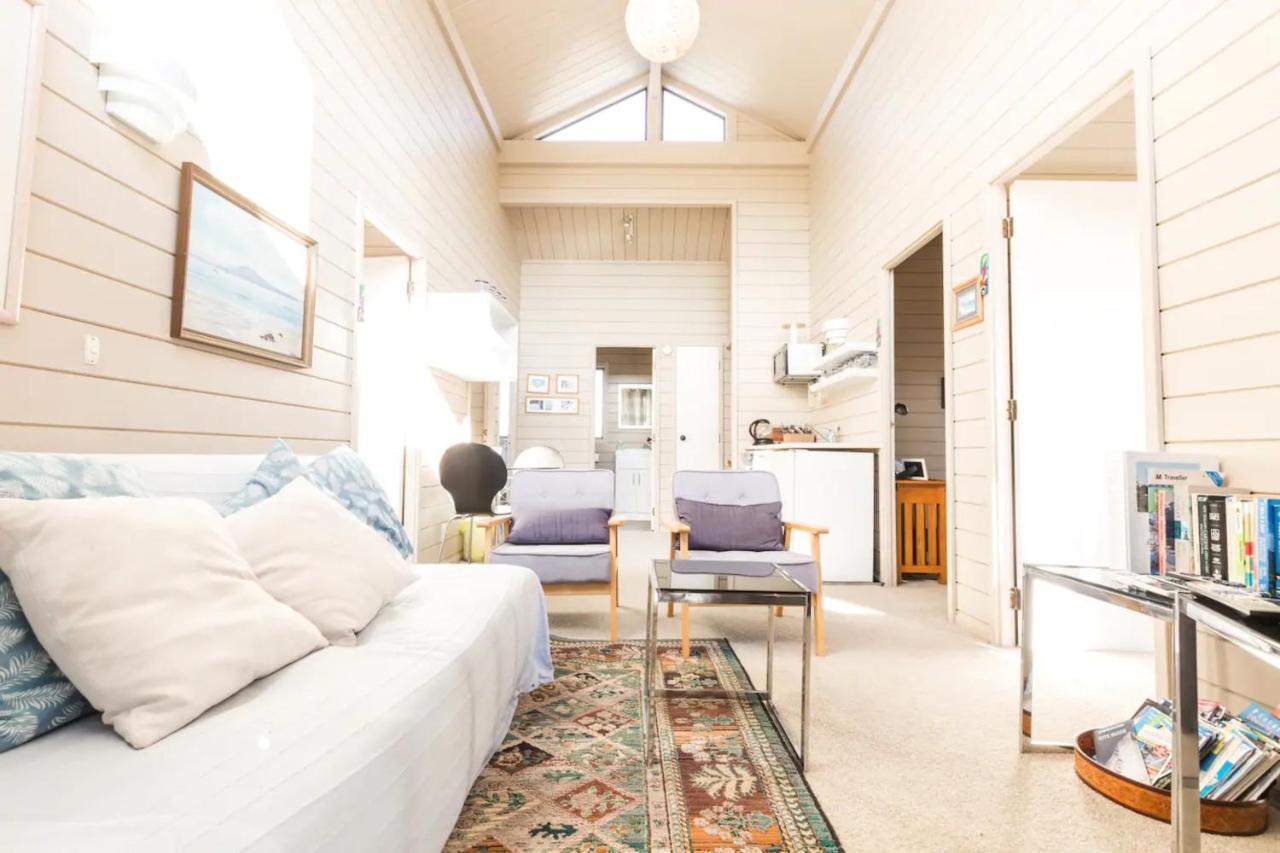 Apartment Harbour And Coastal 3 Bedroom With Path Views Auckland