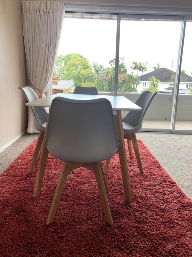 Howick Uxbridge Apartment