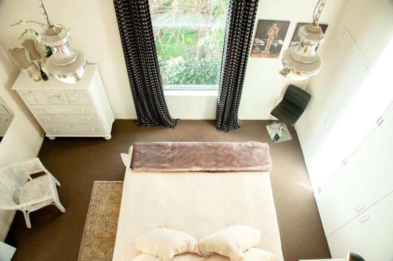 Bright 2 Bedroom Townhouse In Parnell Holiday home Auckland