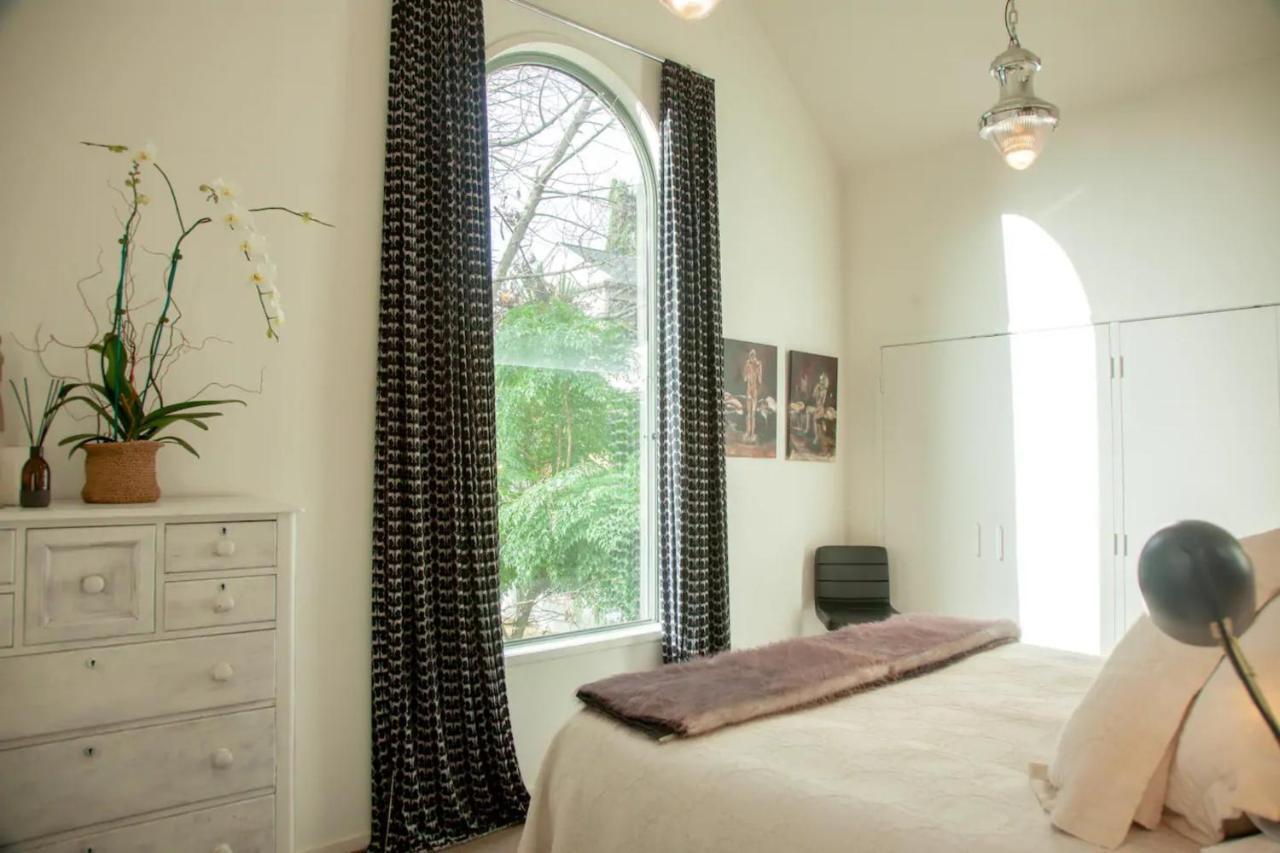 Bright 2 Bedroom Townhouse In Parnell * Auckland