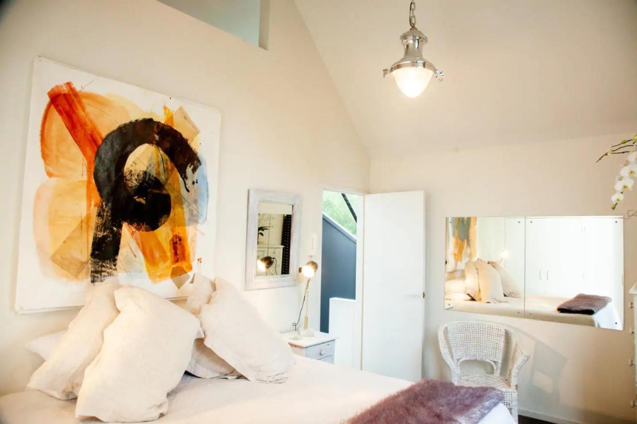 Bright 2 Bedroom Townhouse In Parnell *