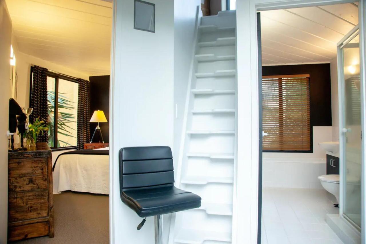 Bright 2 Bedroom Townhouse In Parnell Auckland