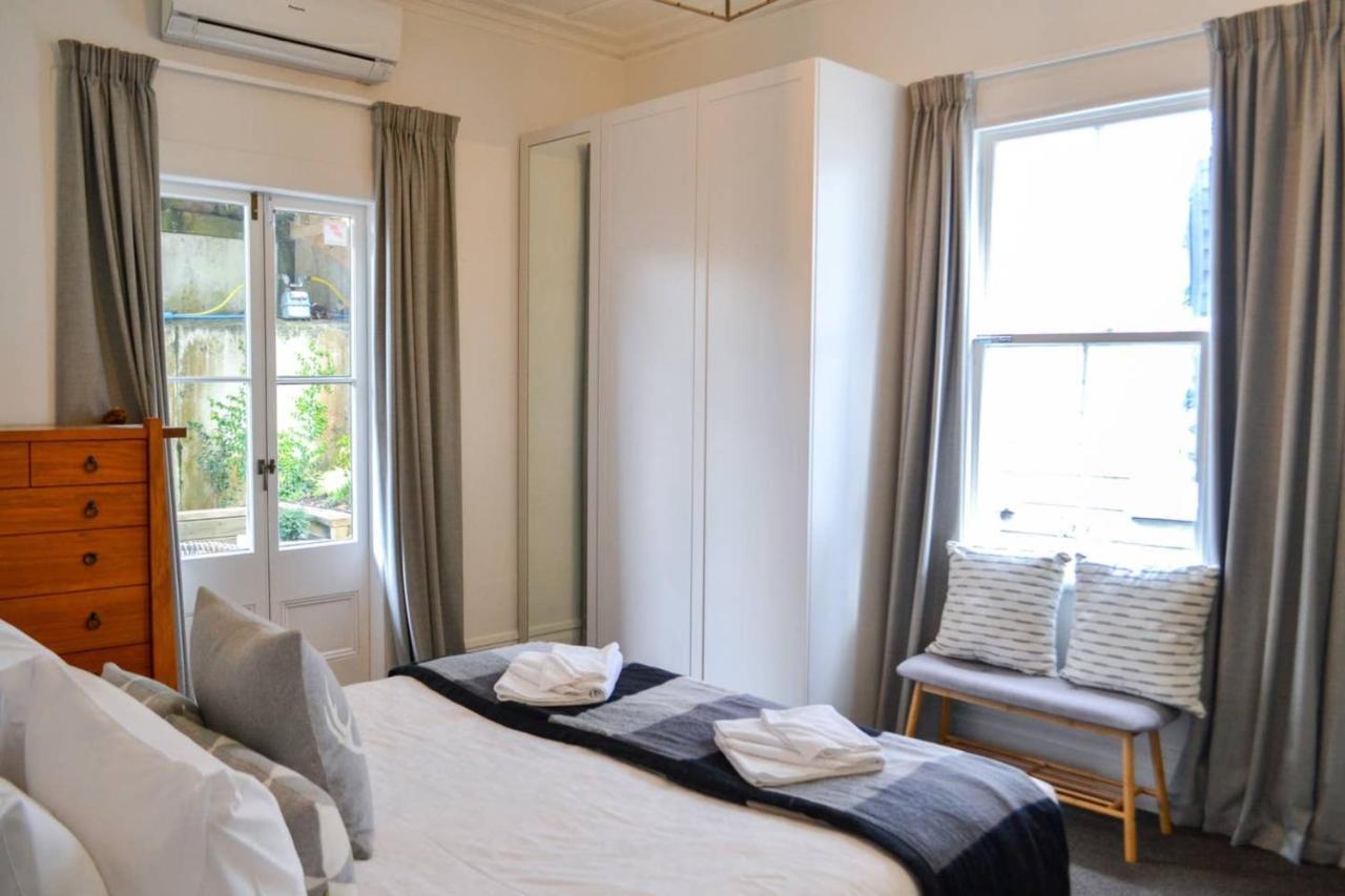 Heritage Renovated 2 Bedroom Ponsonby