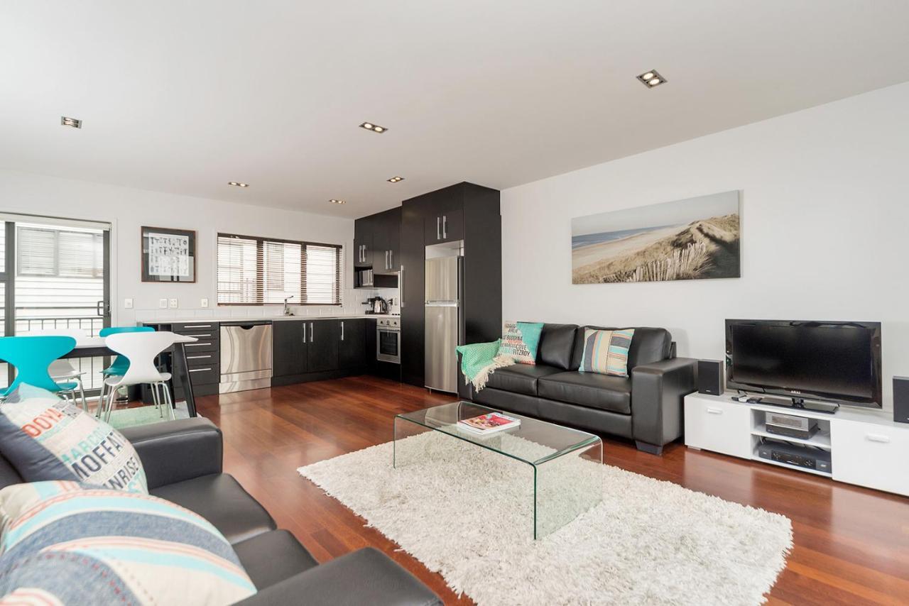 Qv Modern 3 Level Sunny Townhouse Apartment Auckland