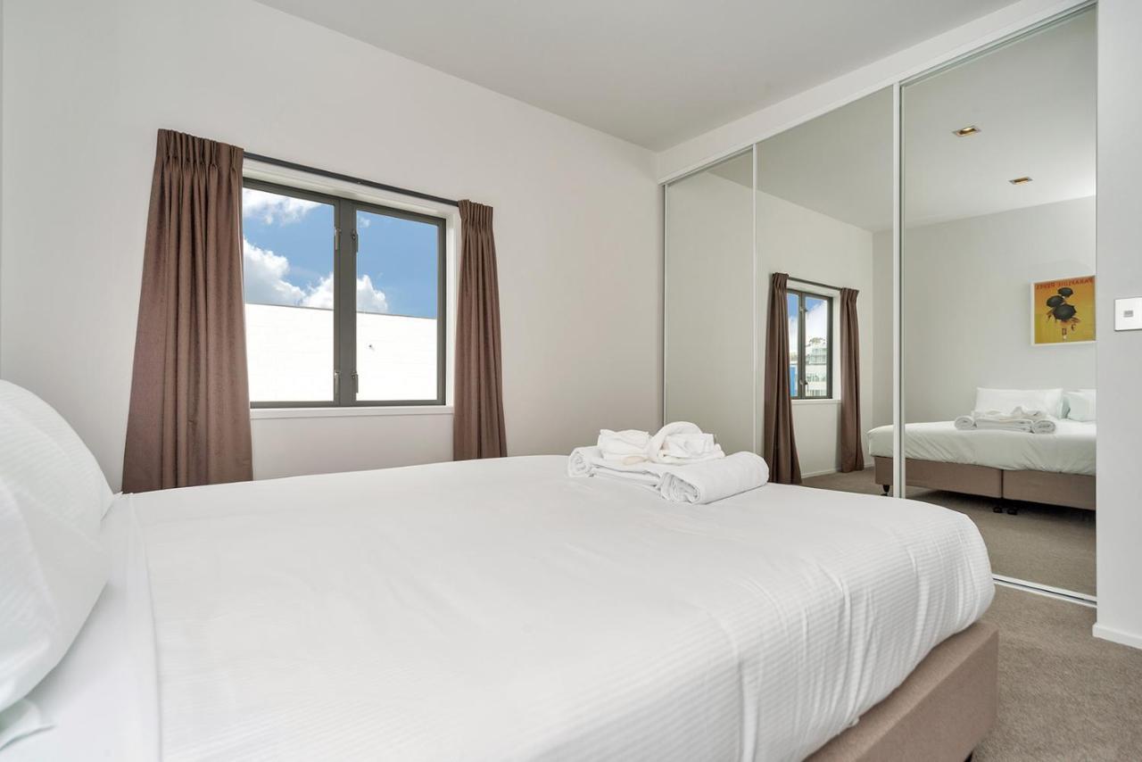 Qv Modern 3 Level Sunny Townhouse Apartment Auckland