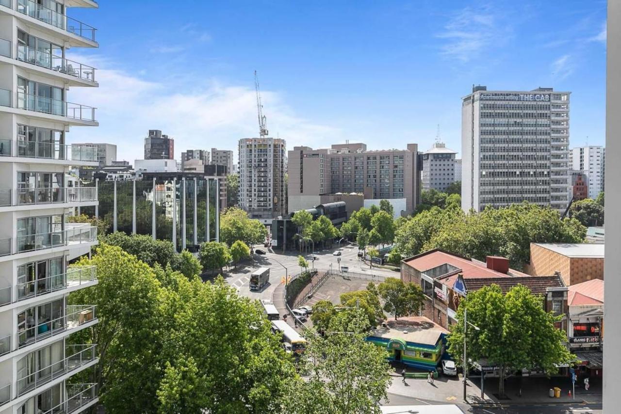 2br W/ Balcony, Gym And Parking Access! * Auckland