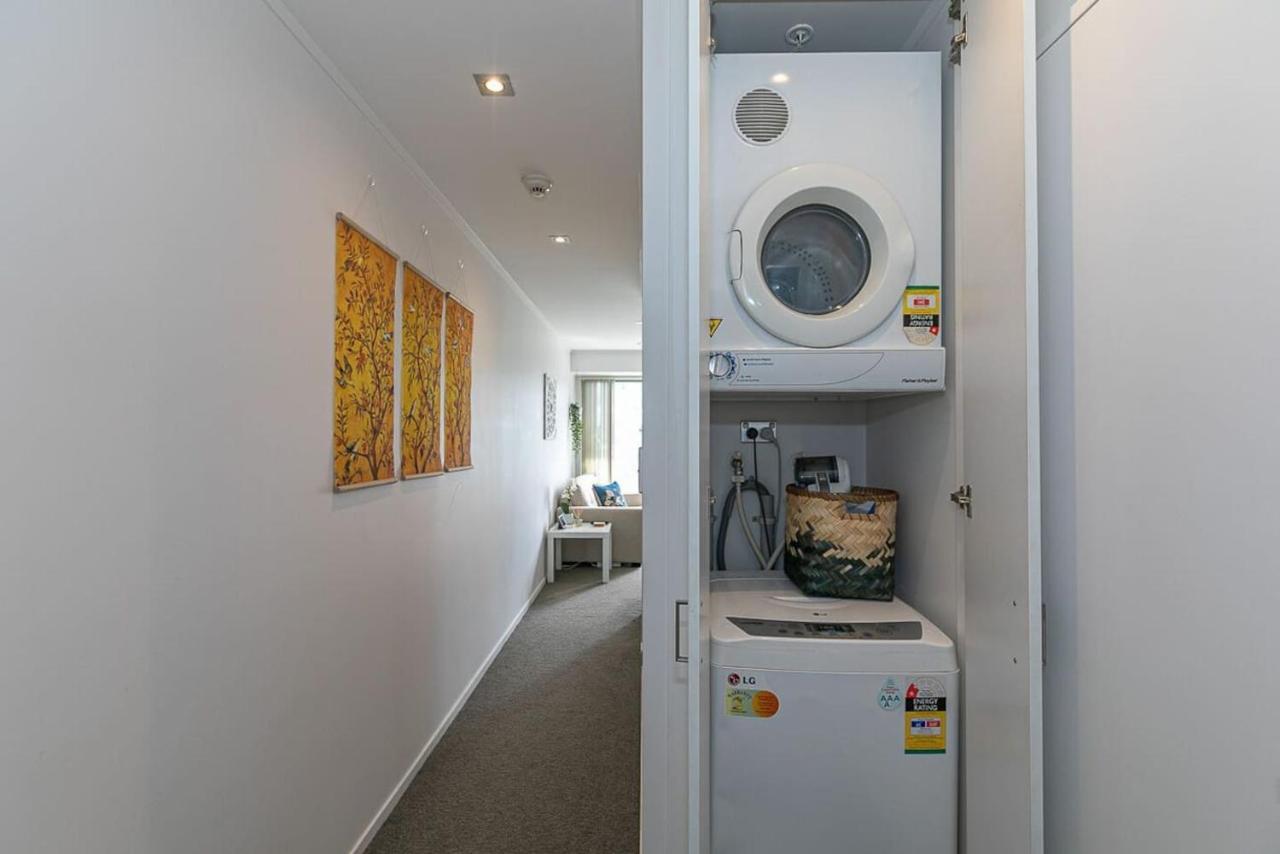 Apartment 2br W/ Balcony, Gym And Parking Access! *