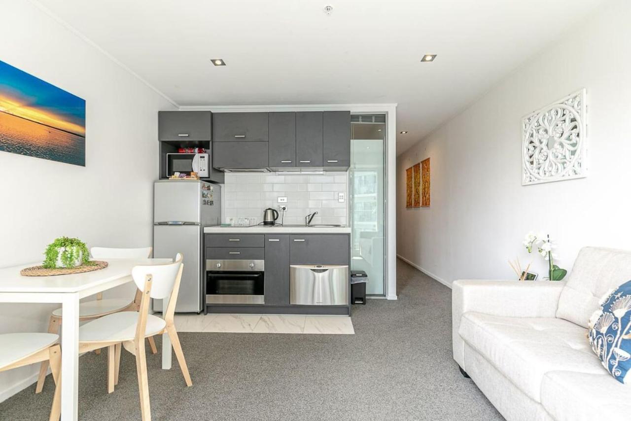 Apartment 2br W/ Balcony, Gym And Parking Access! Auckland