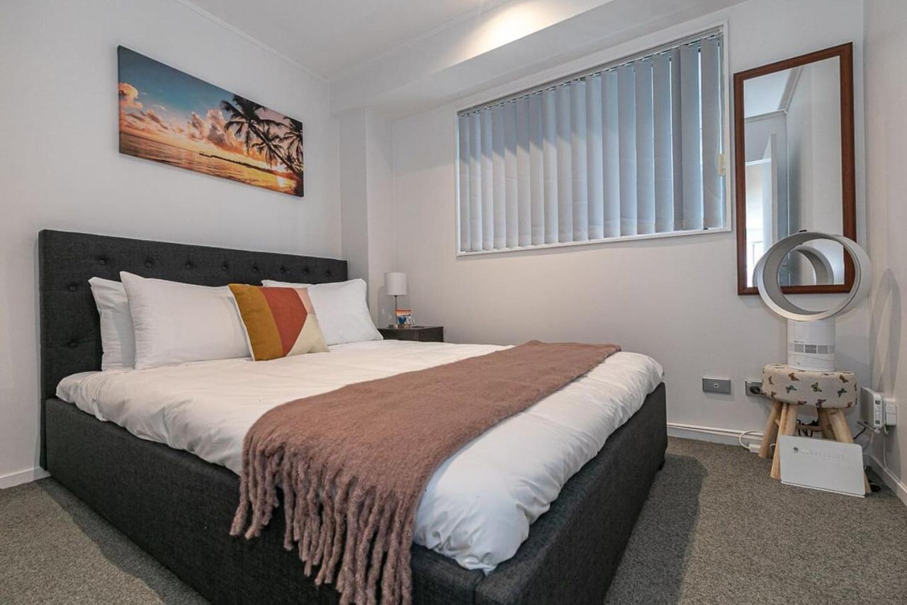 Apartment 2br W/ Balcony, Gym And Parking Access!