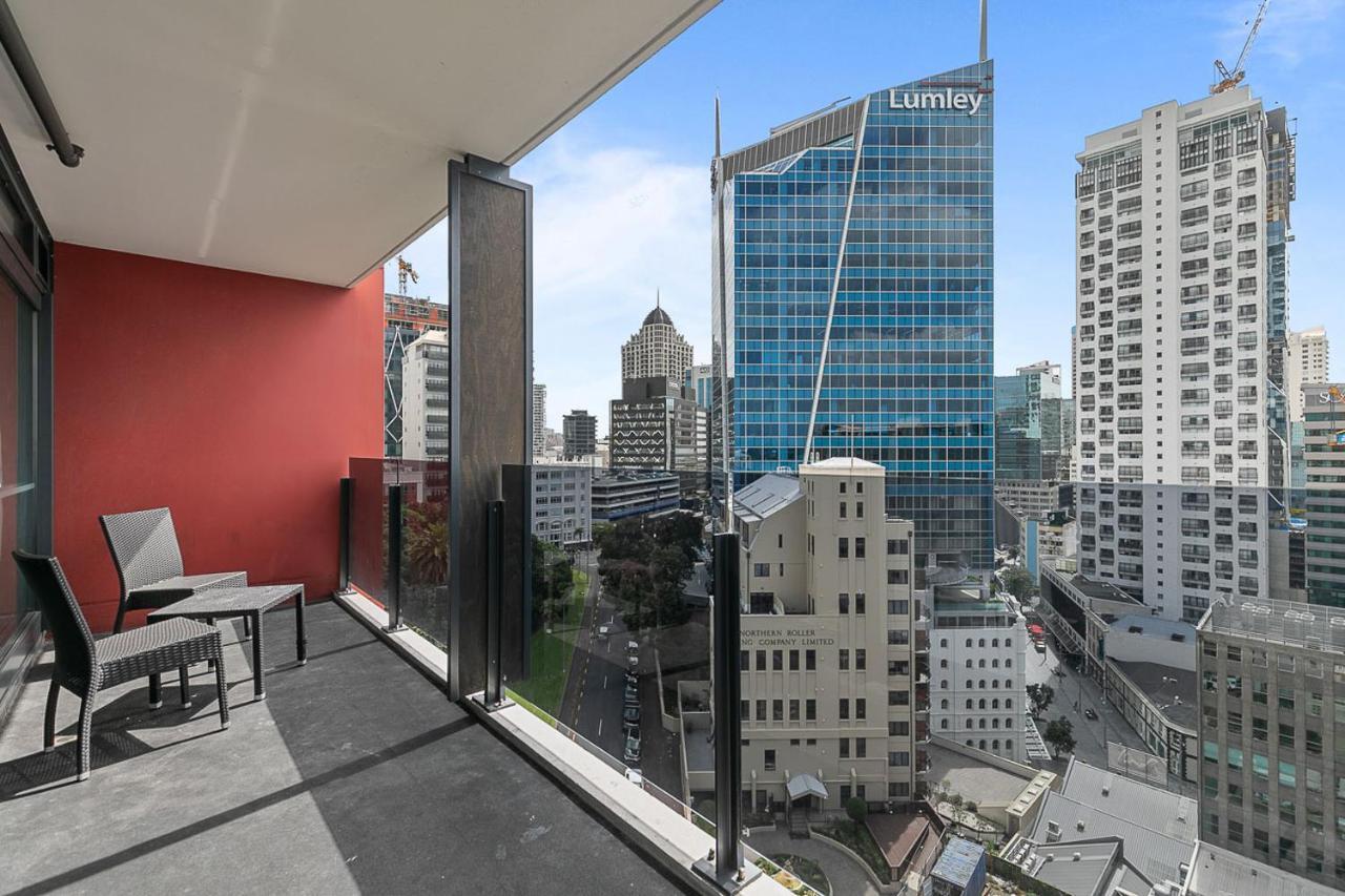 Apartment 2 Bedroom Apt W/ Private Balcony + Netflix Near Spark! Auckland
