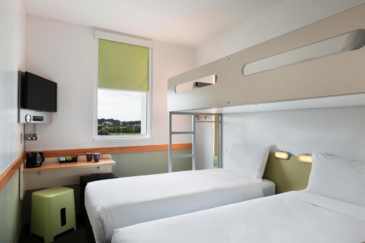 Ibis Budget Airport 3*