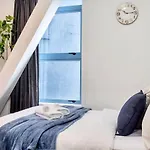 Cute Little Private Studio In The City