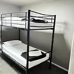 Hit Hostel
