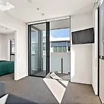 Qv Lovely 1 Bedroom With Parking And Wifi -1069