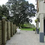 Cornwallis Palms