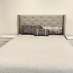 Flat Bush Private Ensuite