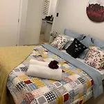 Cute And Cozy Near Airport