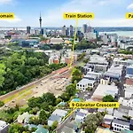 Auckland City Villa