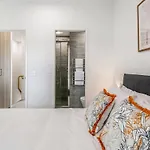 Fresh & Sleek Grey Lynn Unit With Private Patio
