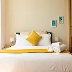 Spacious One Bedroom With Pool And Gym!